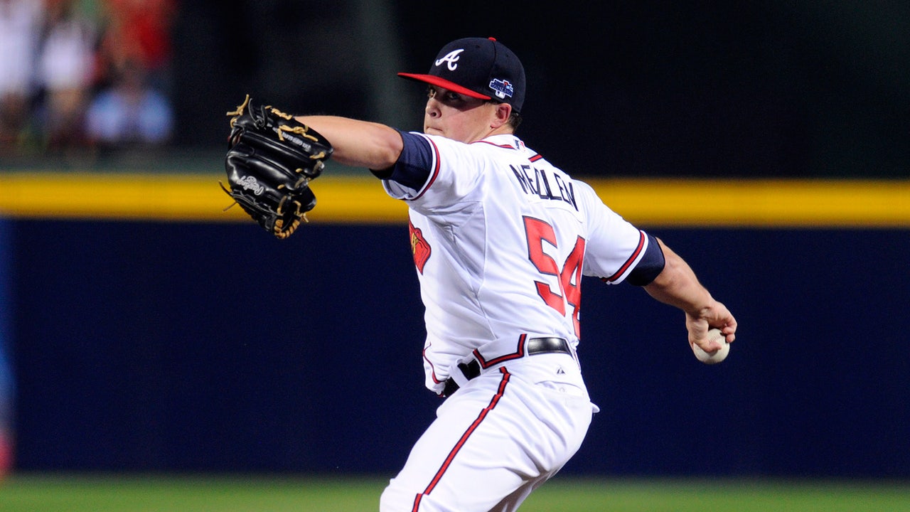 Royals, Medlen agree to two-year, $8.5 million contract